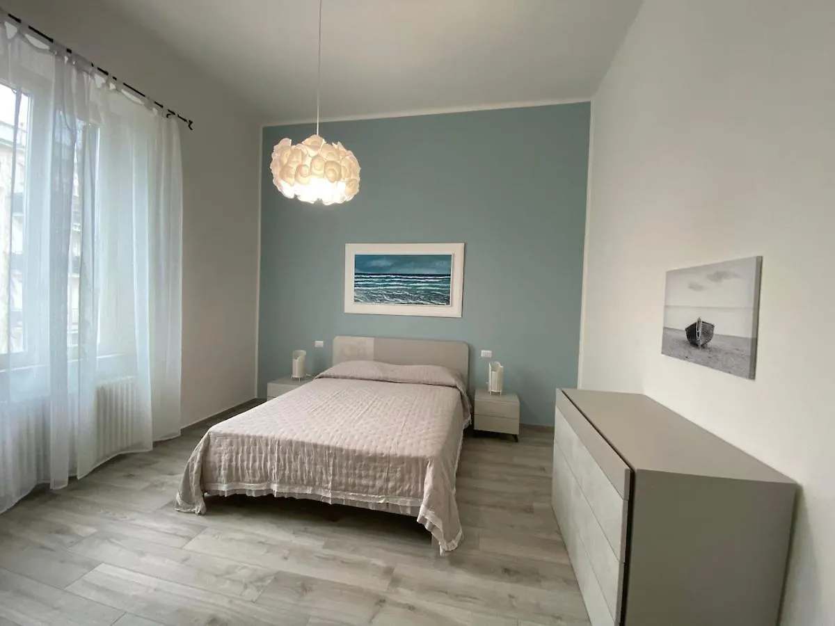 Villa Rosy San Vincenzo 0*,  Italy